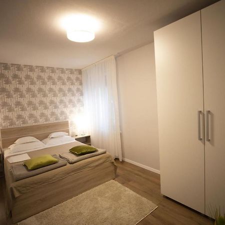 Smp Apartment 3 Timişoara Exterior foto
