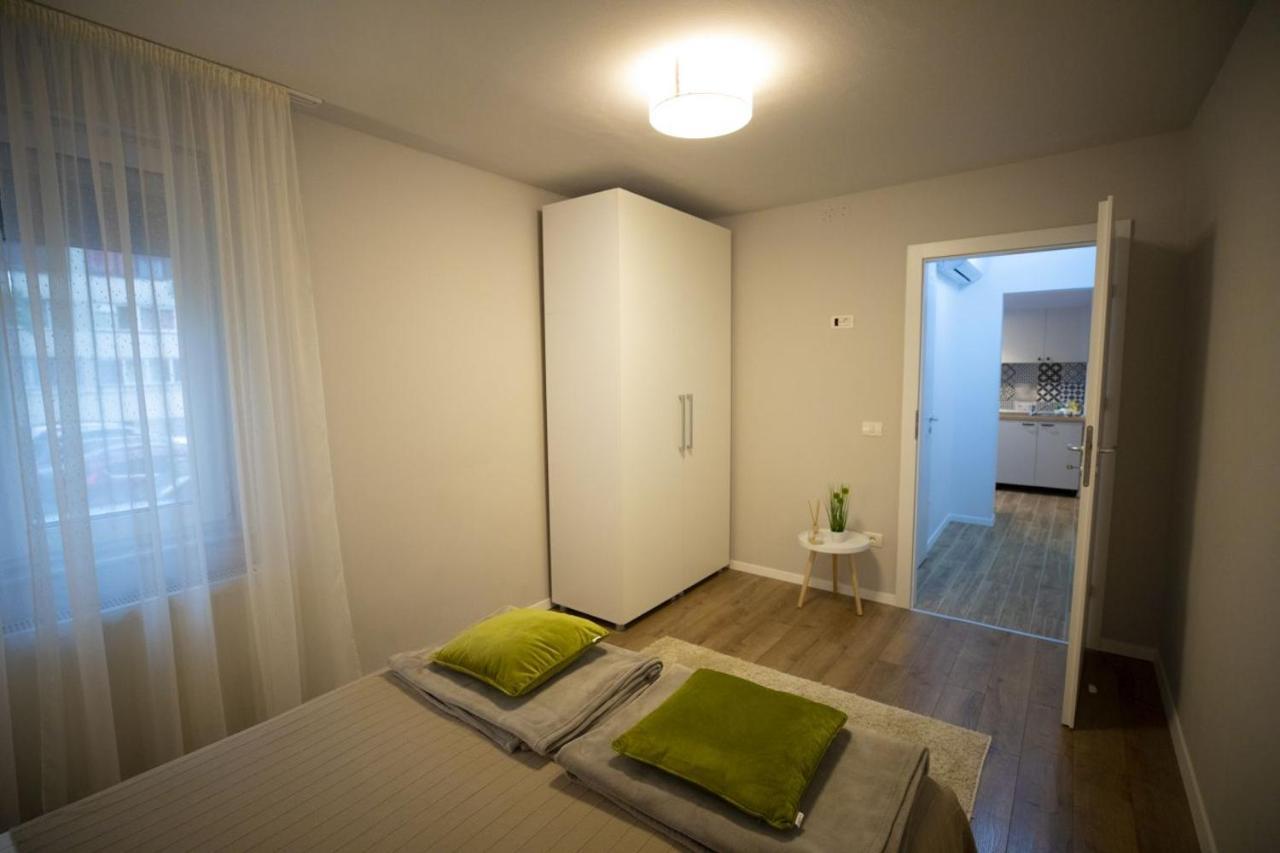 Smp Apartment 3 Timişoara Exterior foto